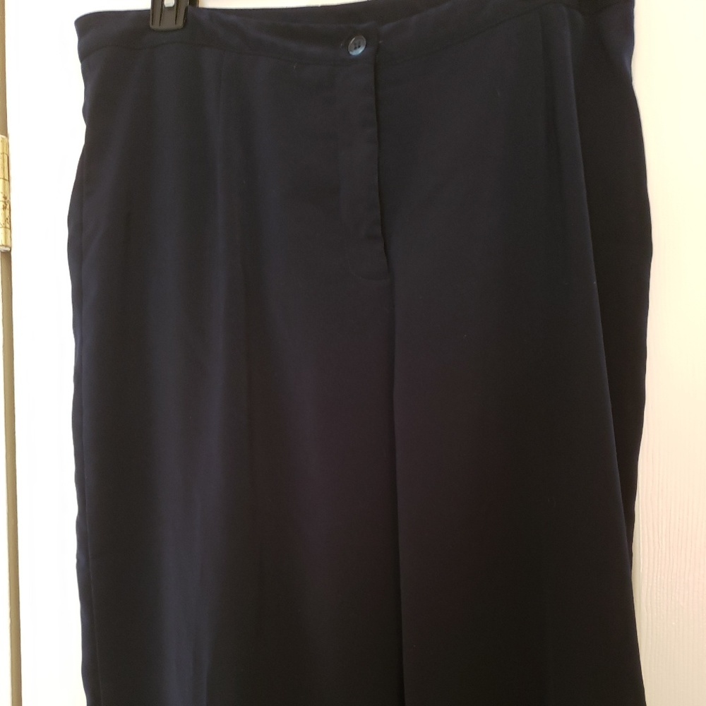 Pants - Picture 4 of 4
